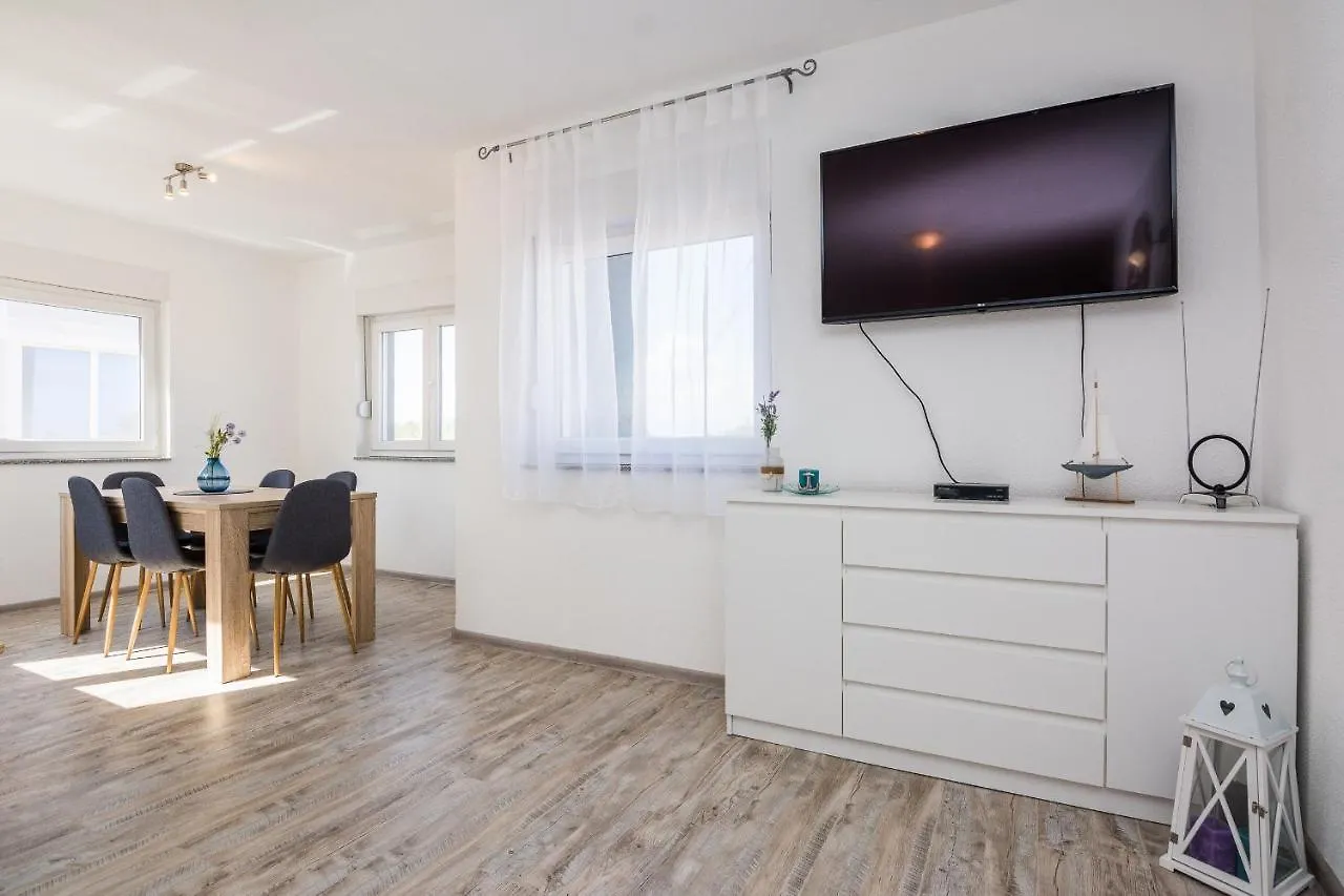 Apartments Krpan Vir