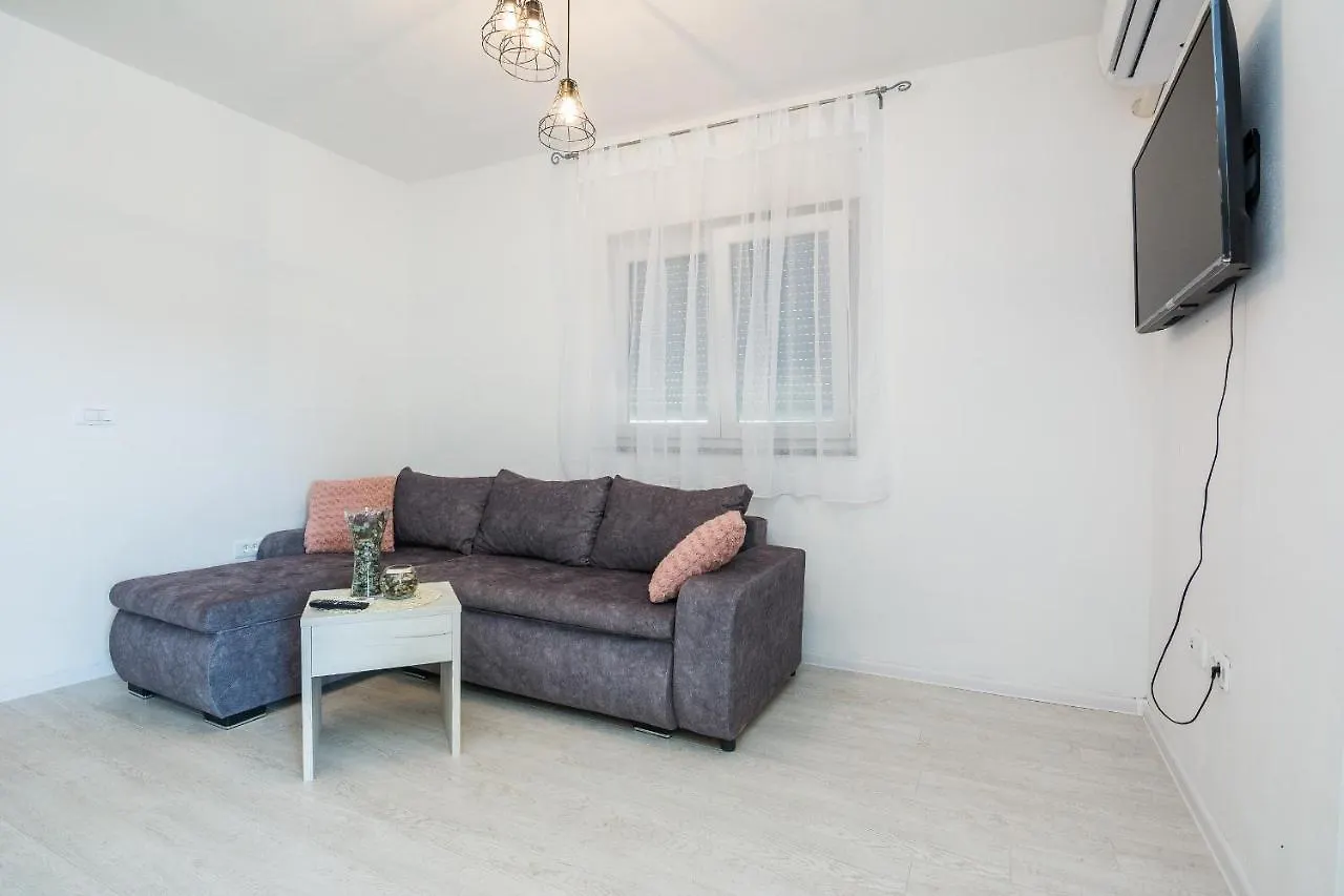 Apartments Krpan Vir