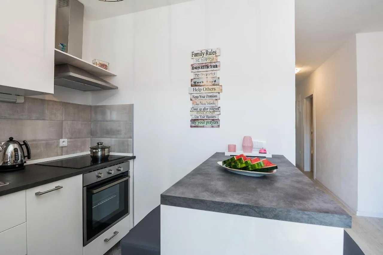 Apartments Krpan Vir