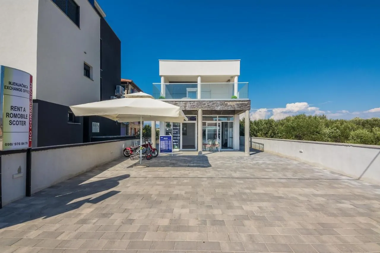 Apartments Krpan Vir